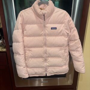 Patagonia woman’s  Light Pink Corduroy Puffer Jacket